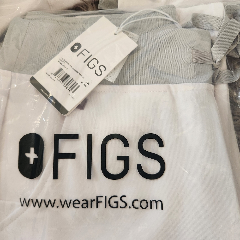 FIGS White XS Zamora 2.0 Jogger Scrub Pants NWT